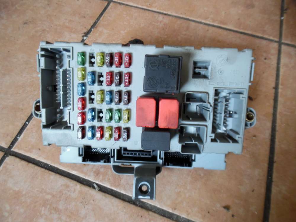 Fiat Punto 188 Sicherungskasten Relaiskasten 