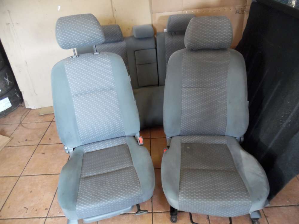 Chevrolet Nubira Limo Sitze Innenausstattung Stoff grau 