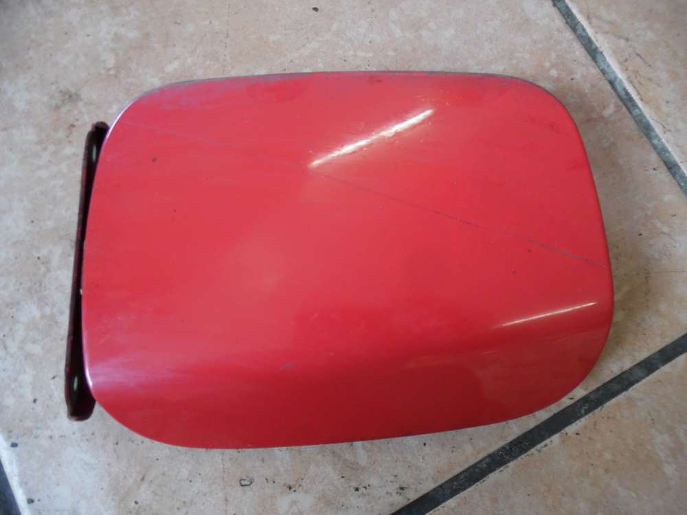 Nissan Micra K12 Tankdeckel Tankklappe Rot