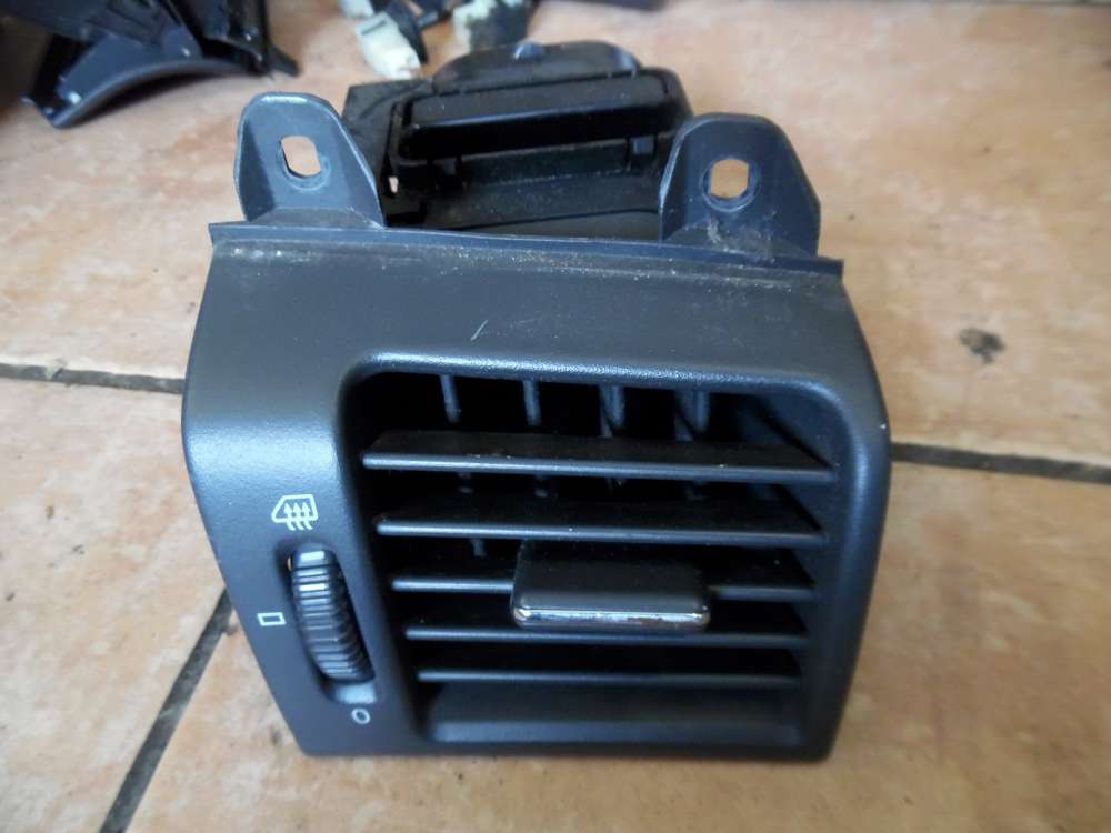 Mercedes E-Klasse W210 L�ftungsd�se L�ftungsgitter Rechts 