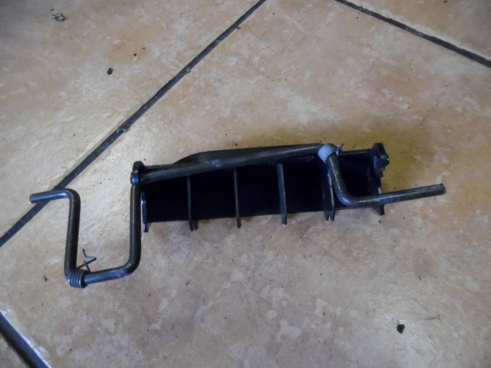 Mercedes E-Klasse W210 Abdeckung 2106920444