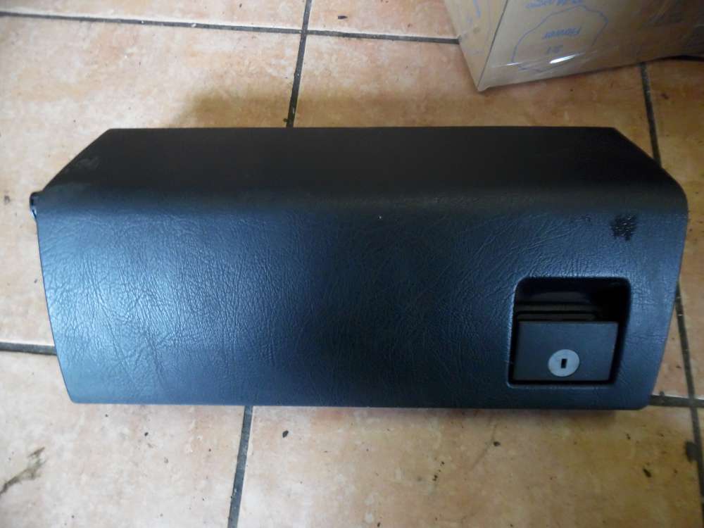 Mercedes-Benz C-Klasse W202 Handschuhfach 