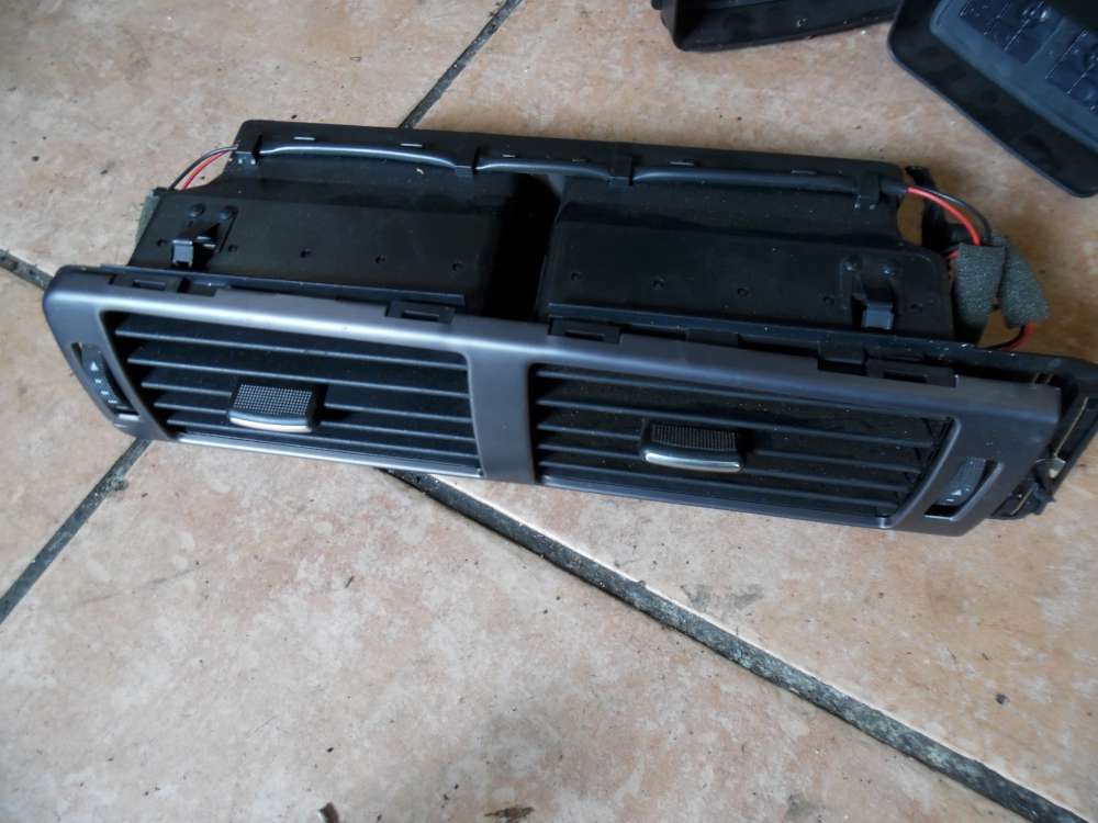 Audi A6 Lftungsgitter Luftdusche Mitte 4B1820951   