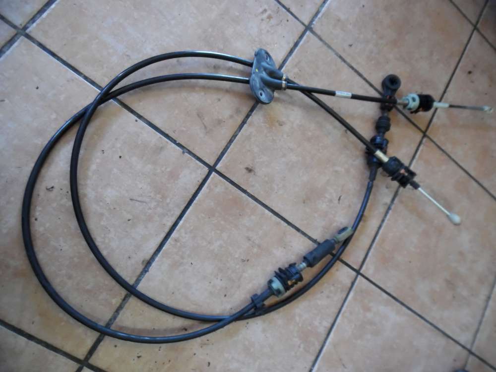 Ford Fiesta V Schaltseile Seilzugschaltung 2S6R7E395AC 
