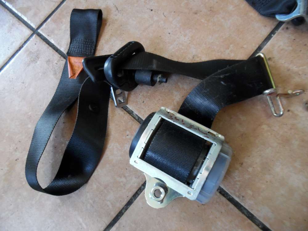 Ford Fiesta V Gurt Sicherheitsgurt Vorne Links 2S5AB61295
