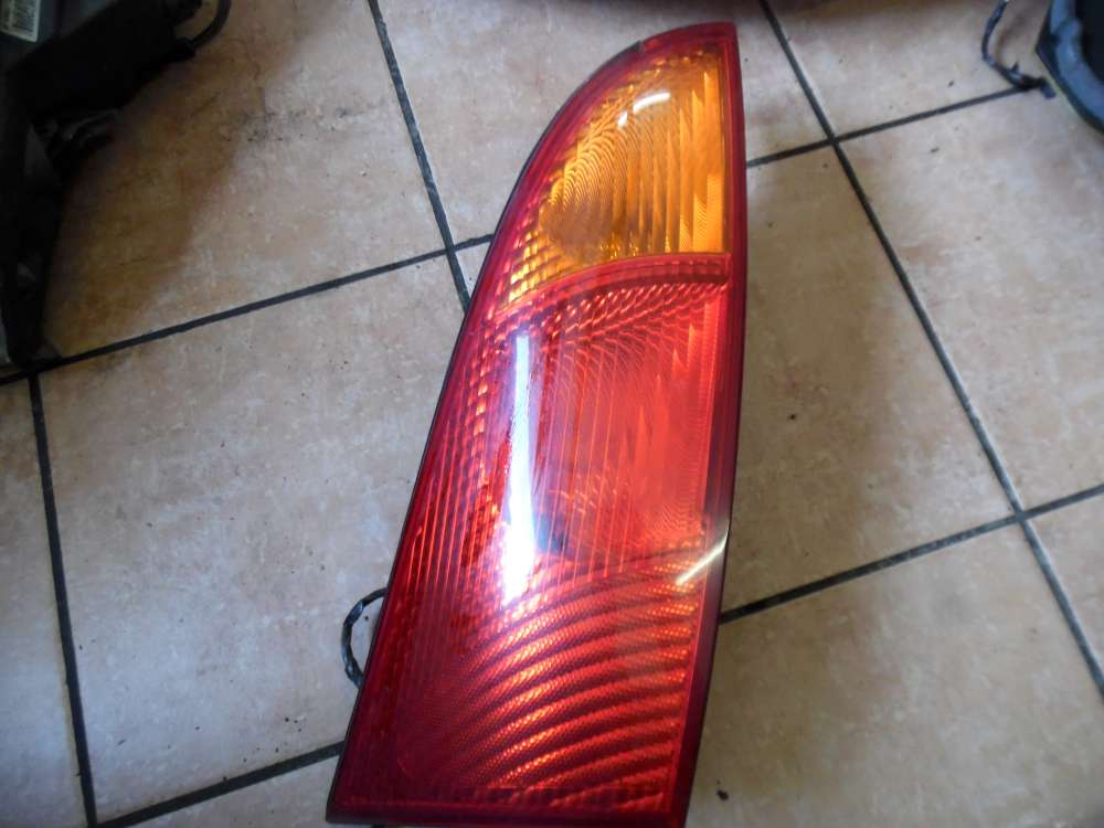 Ford Focus I 3-T�rer R�klicht R�ckleuchte Rechts 1M51-13404