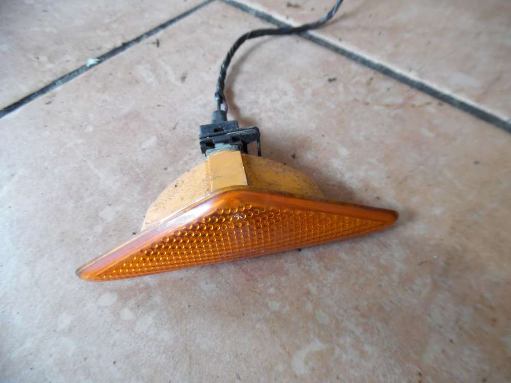 Ford Focus I Seitenblinker Blinker Links ORANGE