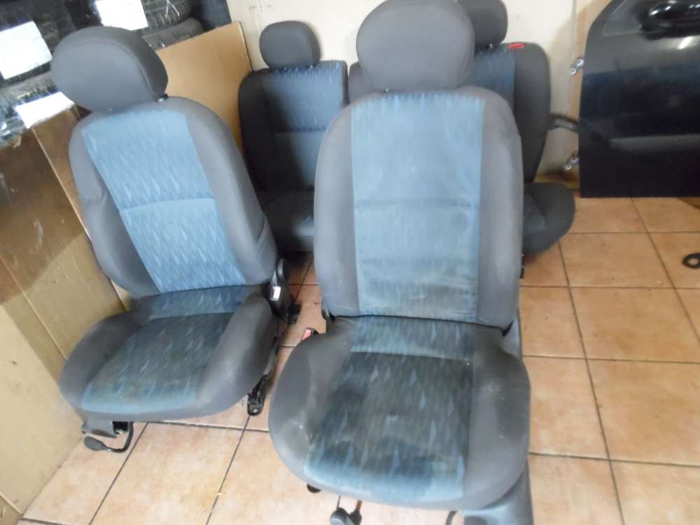 Ford Focus I 3-Trer Sitze Innenausstattung Stoff
