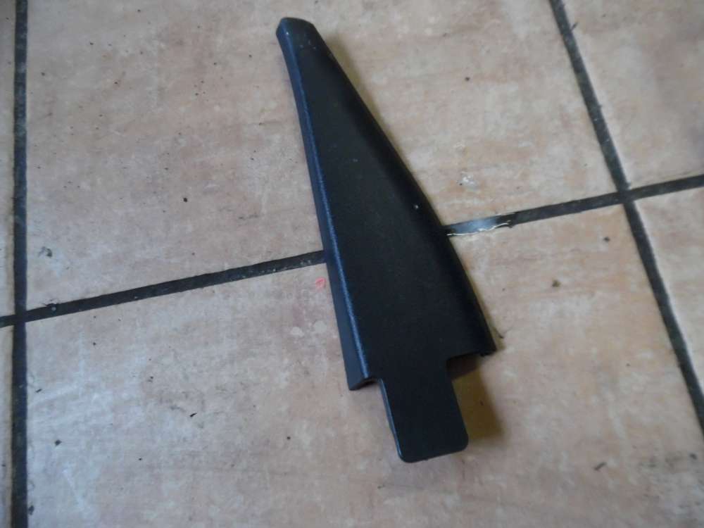 Nissan Note E11 Abdeckung Trdreieck Hinten Rechts 822929U000