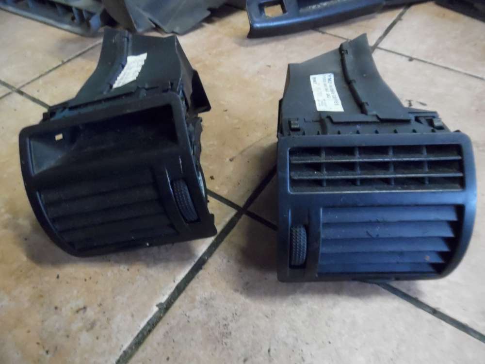 VW Sharan 7M, Seat Alhambra Luftausstrmer 7M3849703/ 7M3849704