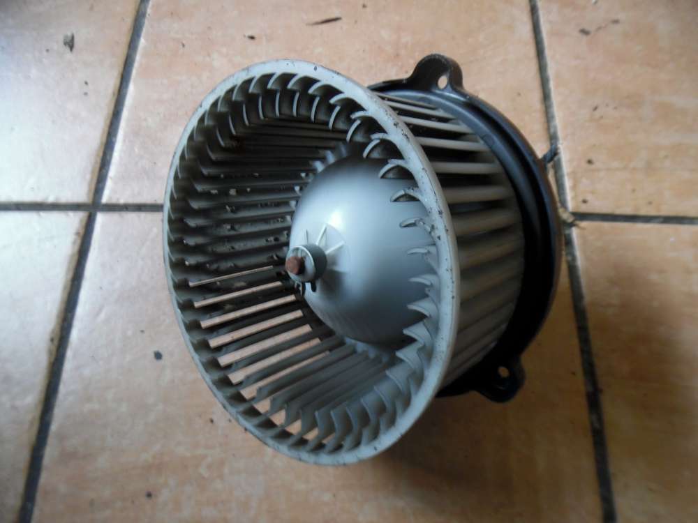 Kia Carnival I Gebl�semotor Heizgebl�se Hinten