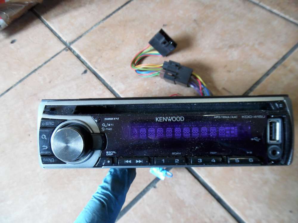 Kia Carnival I Autoradio CD KENWOOD KDC-415UR