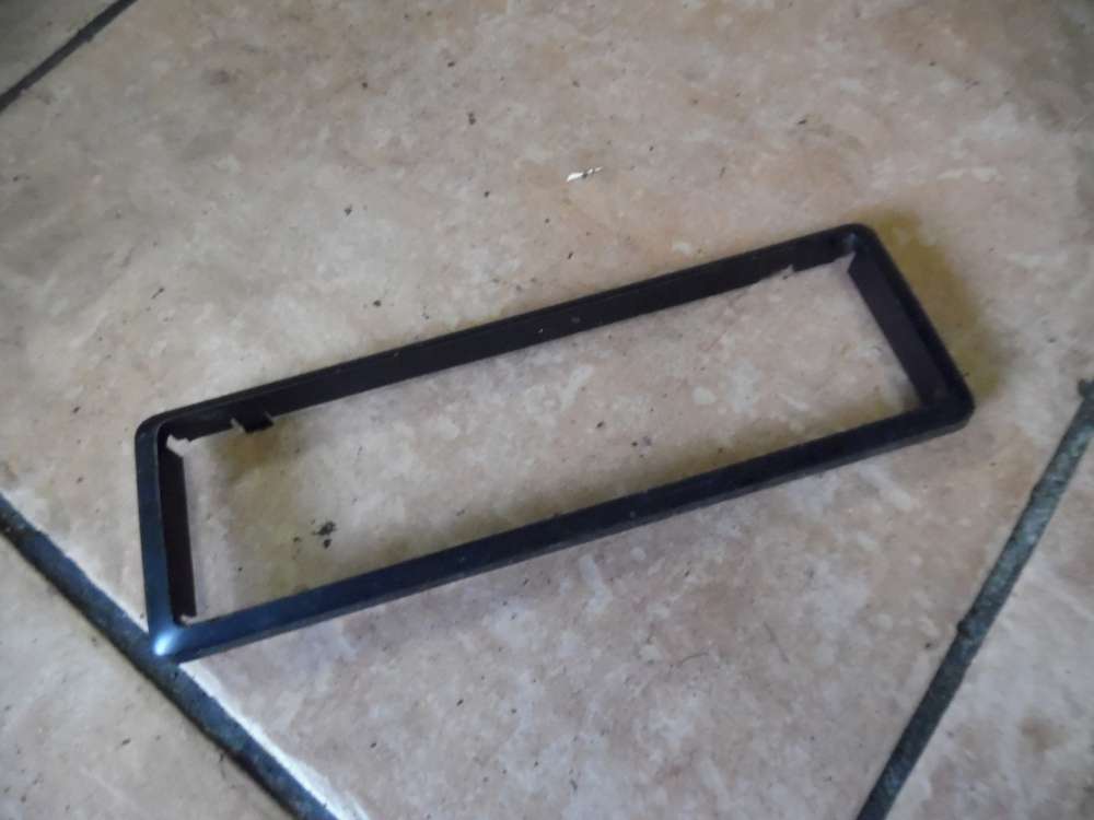 KIA Carnival I Einbaurahmen Blende