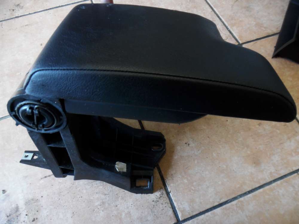 BMW 3er E46 Mittelarmlehne Armlehne Ablagefach 8213678