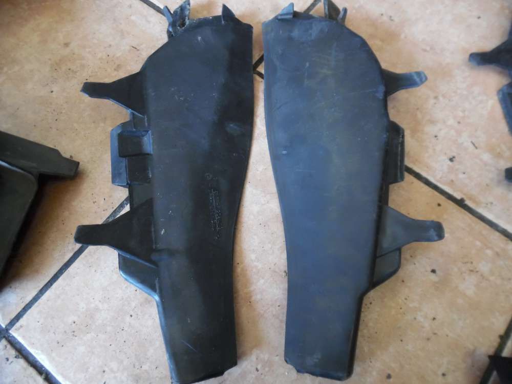 BMW 3er E46 Spritzwasserschutz 8208480, 8208479