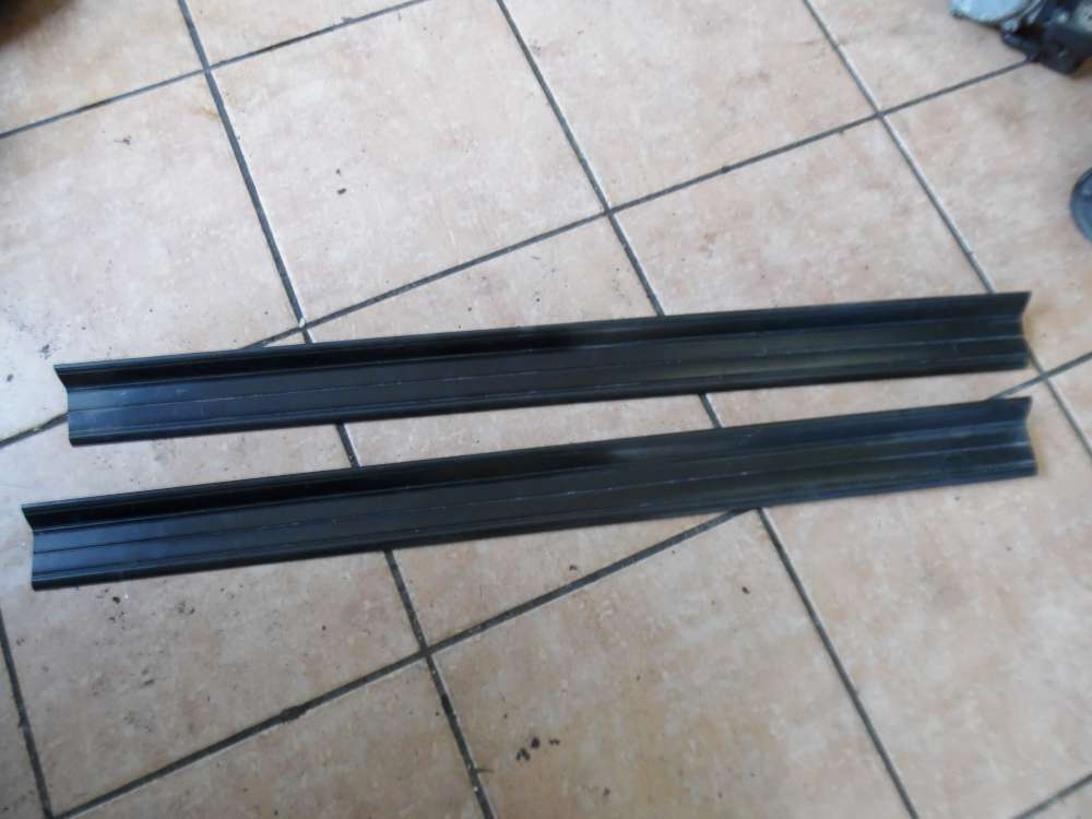 BMW E46 316ti 3-Trer Einstiegsleiste Vorne 8252711/ 