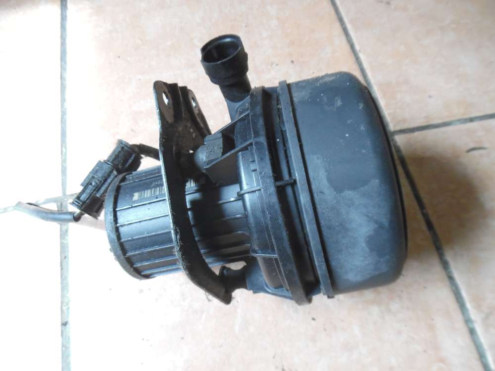 BMW E46 316ti Sekundrluftpumpe 72812402 / 728129.22