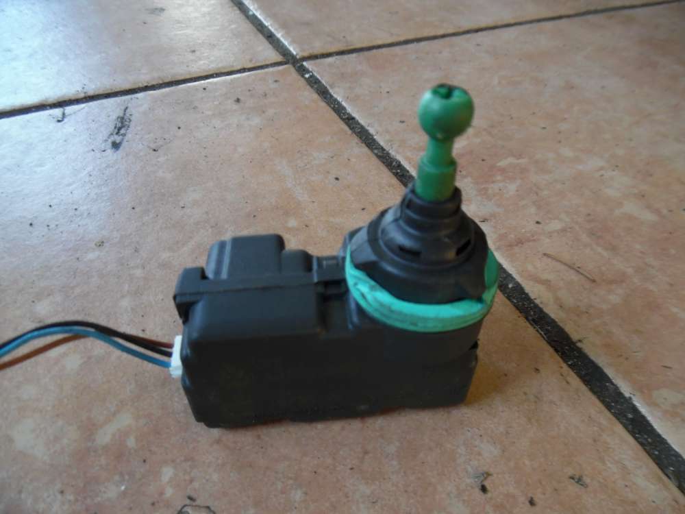 VW Audi 1J LWR Stellmotor Scheinwerfer 1J0941295F