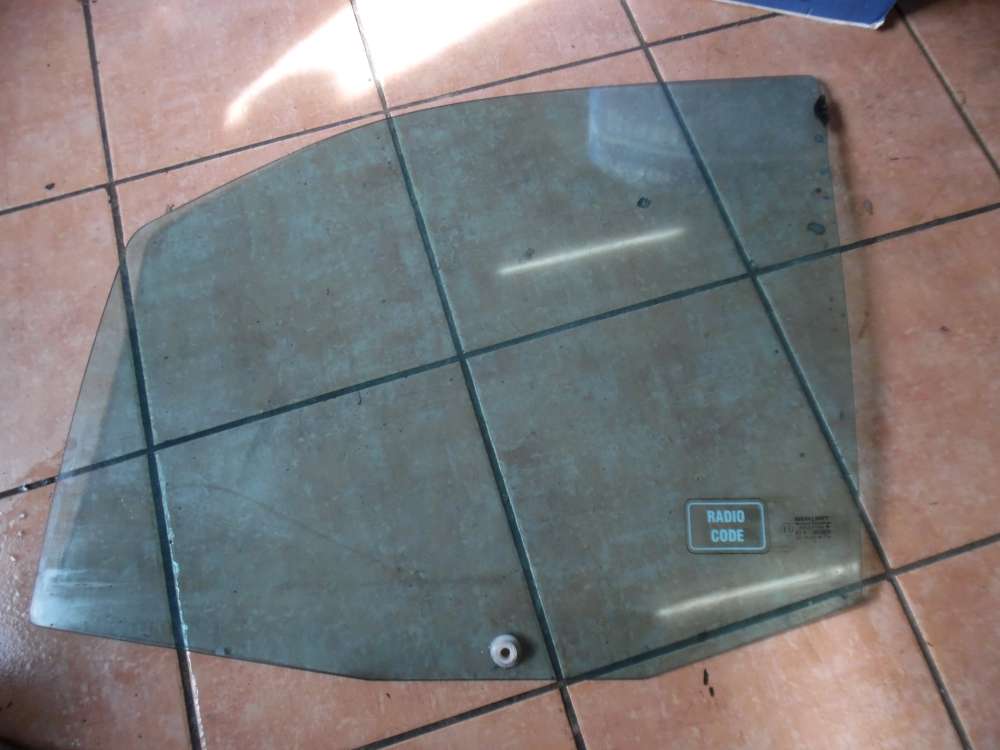 Lancia Zeta 220 Trscheibe vorne links 