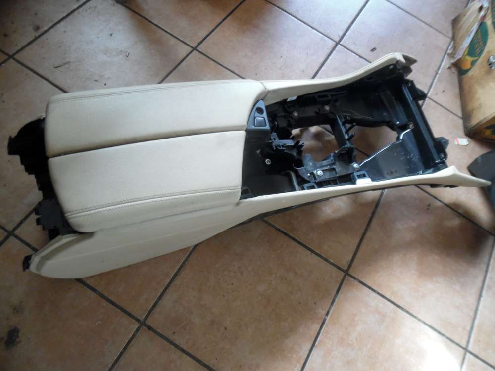 BMW 5er F10 Mittelkonsole Mittelarmlehne Armlehne 72458410