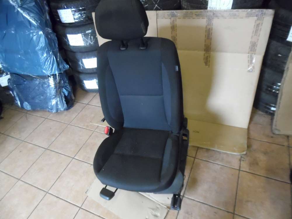 Renault Laguna III Sitz Vorne Links Stoff