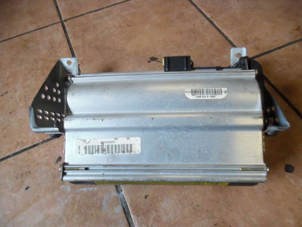 VW Golf IV 1J Sicherheitsmodul Armaturenbrett 1J0880204
