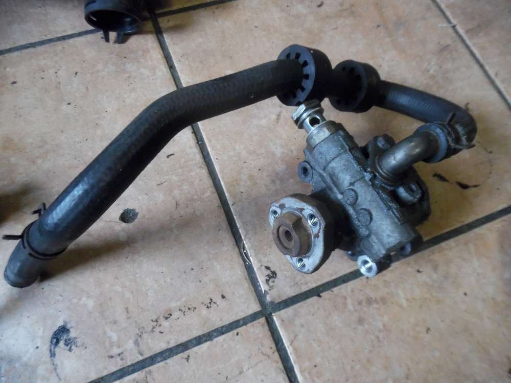 VW Golf IV 1J 1,4 Servopumpe mit Schlauch 1J0422154