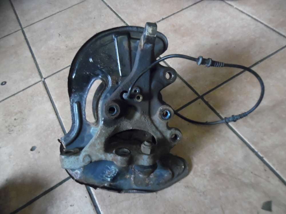 Mercedes-Benz C-Klasse W203 Achsschenkel Radnabe Vorne Rechts