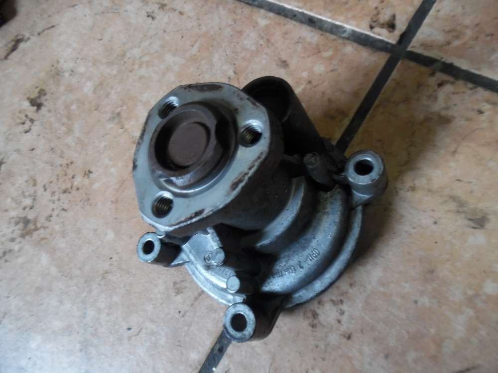 Audi A3 1,6L Wasserpumpe 03C121006