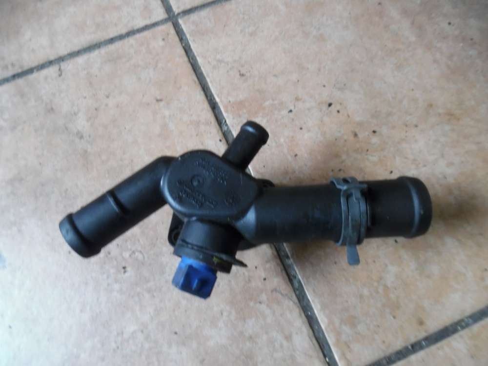 Audi A3 1,6L Khlwasserstutzen Flansche 06A121133