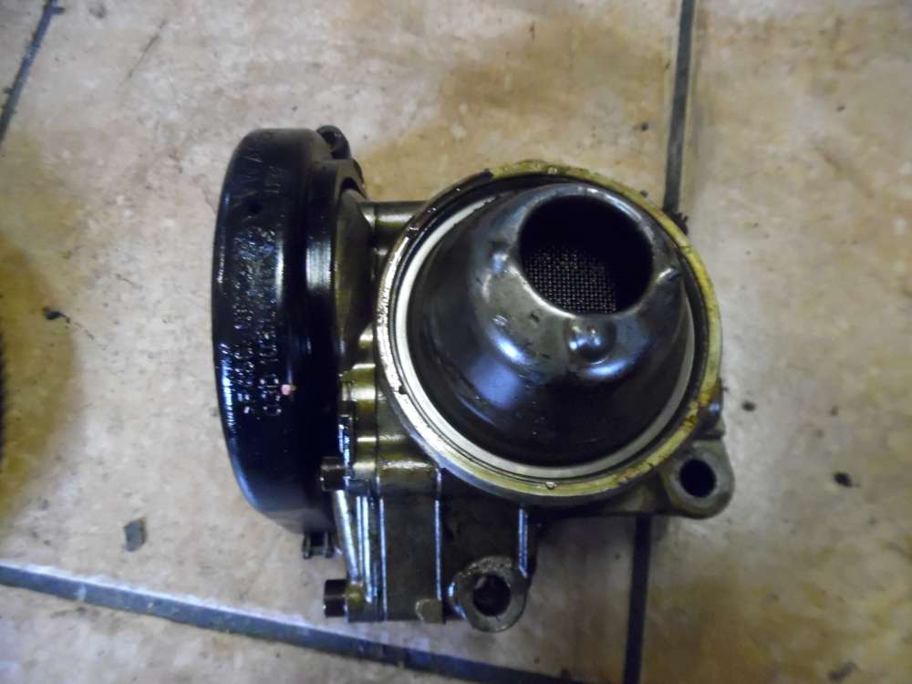 VW Fox 5Z1 1,2L lpumpe 03D115105B