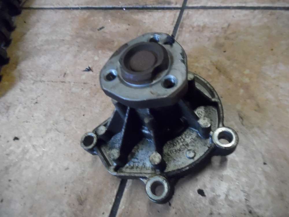 VW Fox 5Z1 1,2L Wasserpumpe 03D121005
