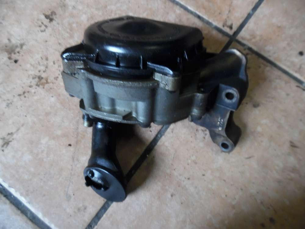 VW Golf V 1.6 lpumpe Steuerkette 03C103669 03D115106H