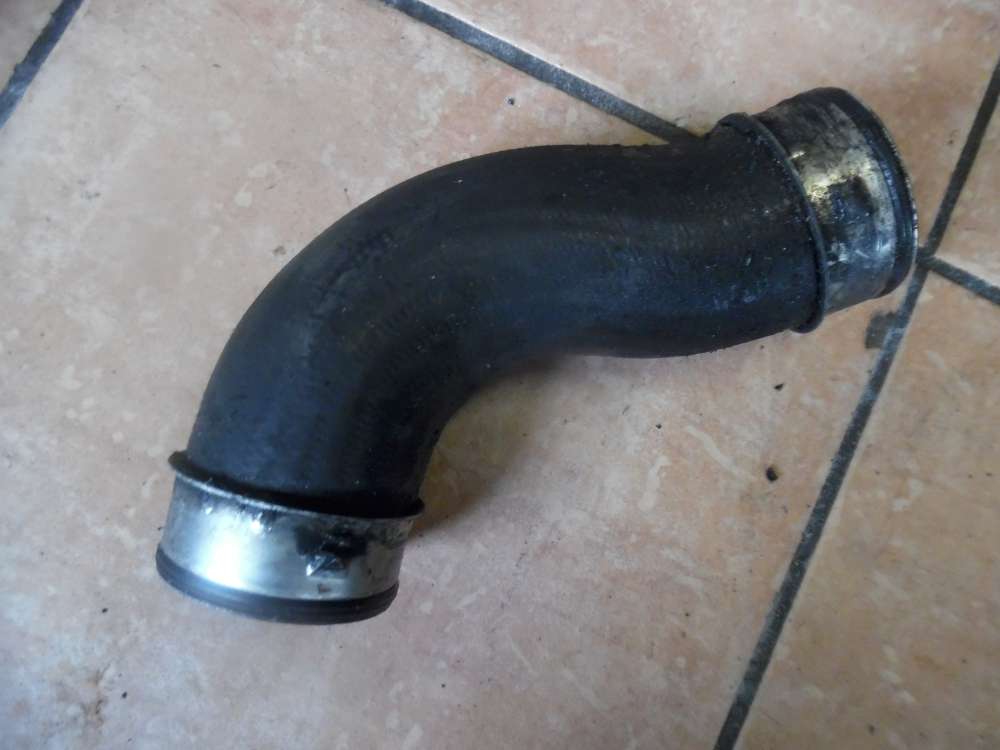VW Touran 1T Turboschlauch Ansaugrohr 1K0145838