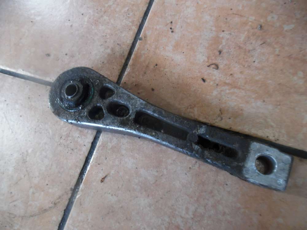 VW Touran 1T Getriebesttze 1K0199855