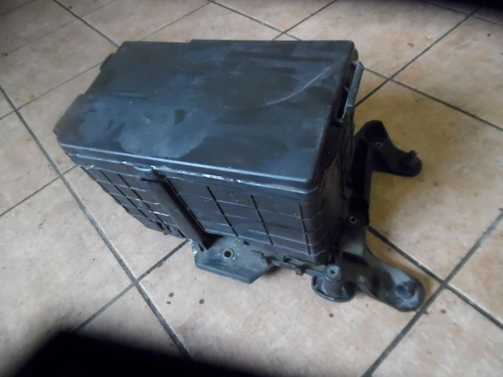 VW Touran 1T Batteriekonsole Batteriekasten 1K0915336