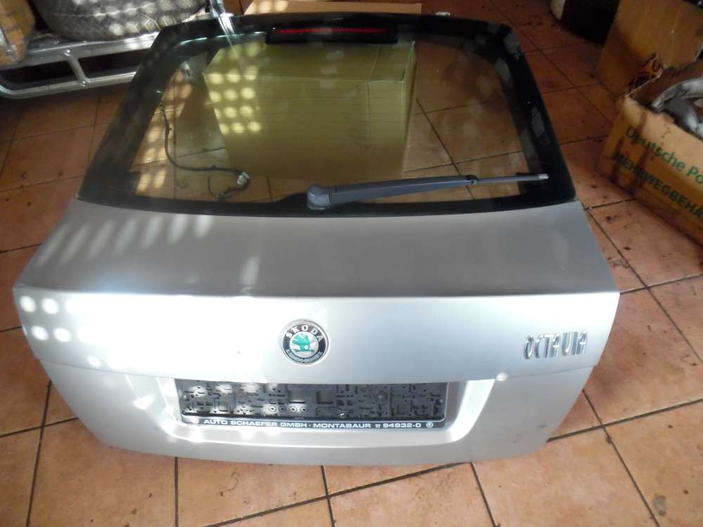 Skoda Octavia Limo Heckklappe grau