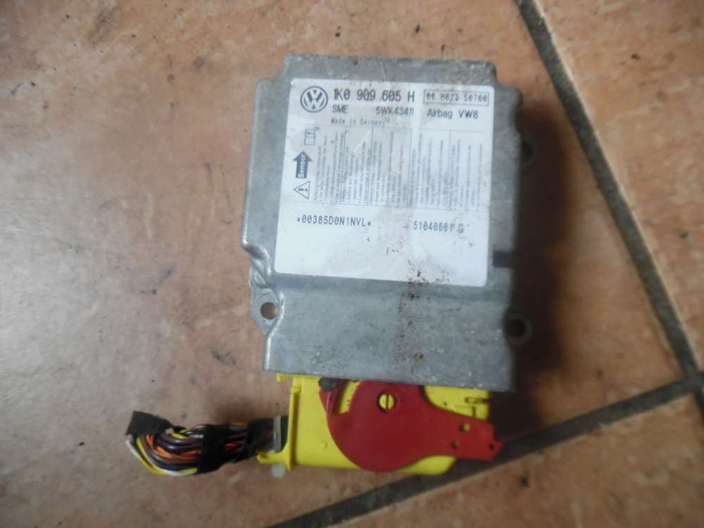 Skoda Octavia 1Z Airbagsteuergert 1K0909605H 