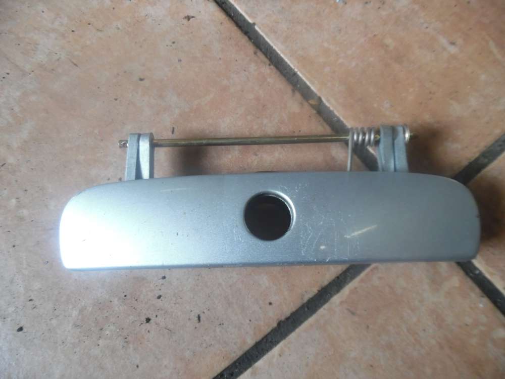 VW Polo 9N Heckklappengriff Griff 6Q6827565