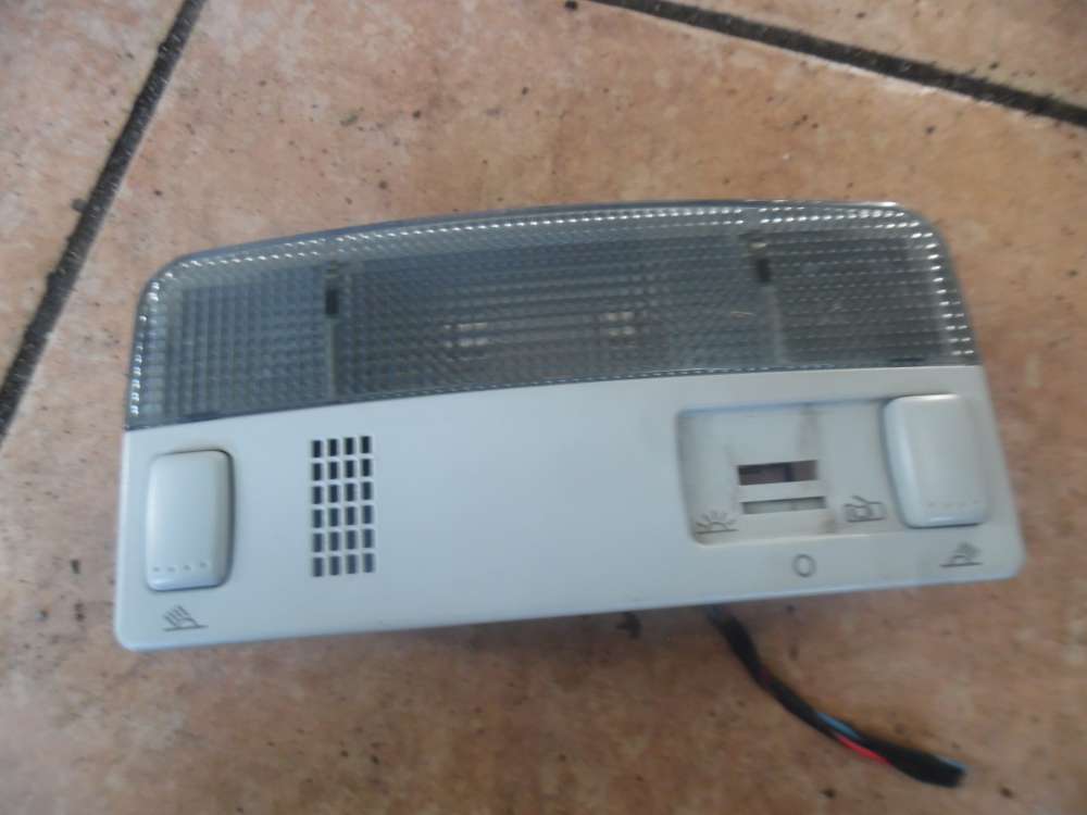Skoda Octavia 1Z Leuchte Innenraum Lampe 3B0947105