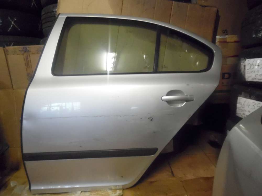 Skoda Octavia 1Z Tr Hinten Links grau