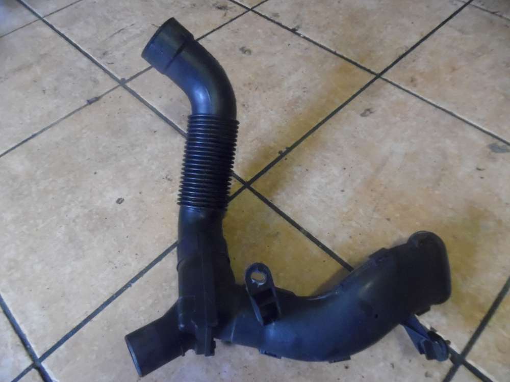 VW Polo 6N Ansaugrohr Ansaugschlauch 030129608