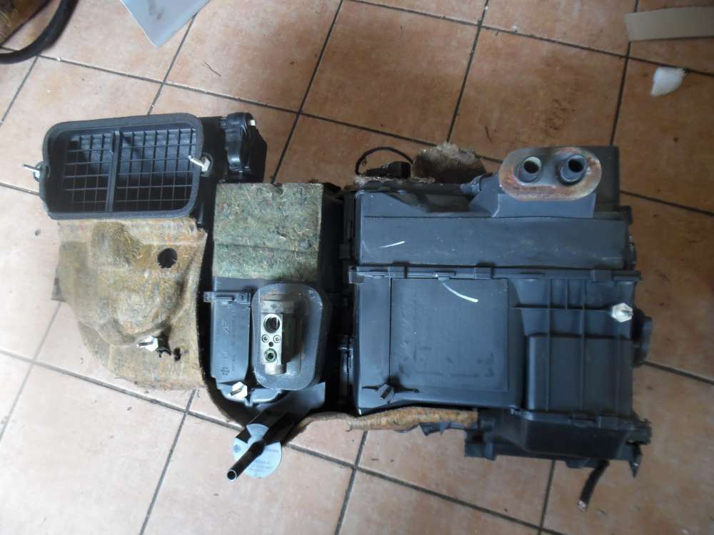 Ford Galaxy WGR Heizungskasten Geblsemotor 7M3820005 / YM2H-19B555