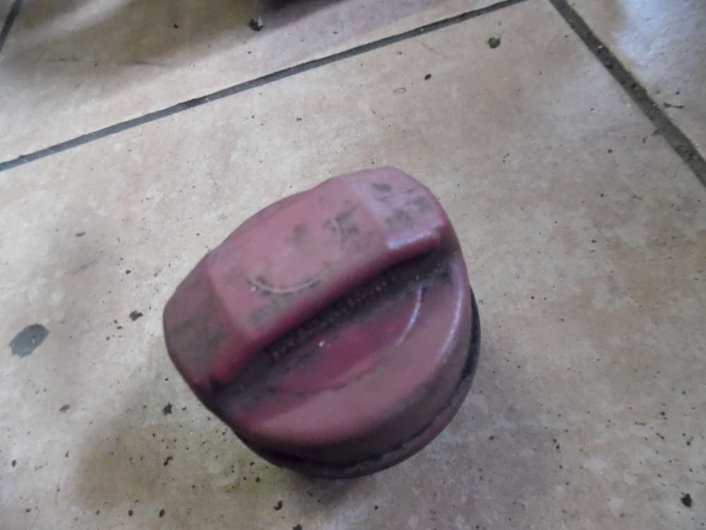 VW Golf II Tankdeckel Tankverschluss 533201553