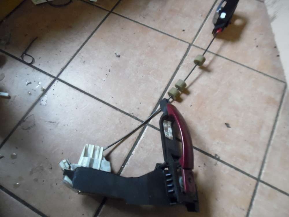 Ford Mondeo III Trschloss, Trgriff Auen und Innen Vorne Links XS41A21813 Rot : I3 