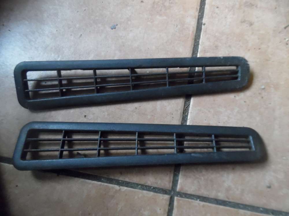 Mercedes W202 Heck Gepckraum Fenster Lftungsblende A2026940337/A2026940437