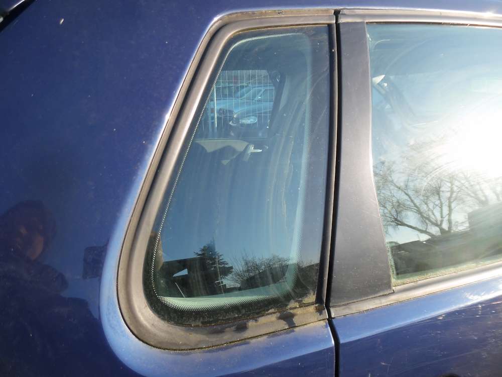 VW Polo 9N Seitenscheibe Scheibe Hinten Rechts 