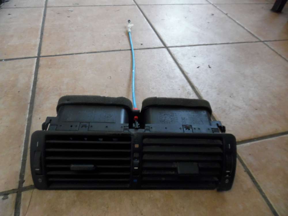 BMW 5er E39 Luftdsen Armaturenbrett Mitte 8391179