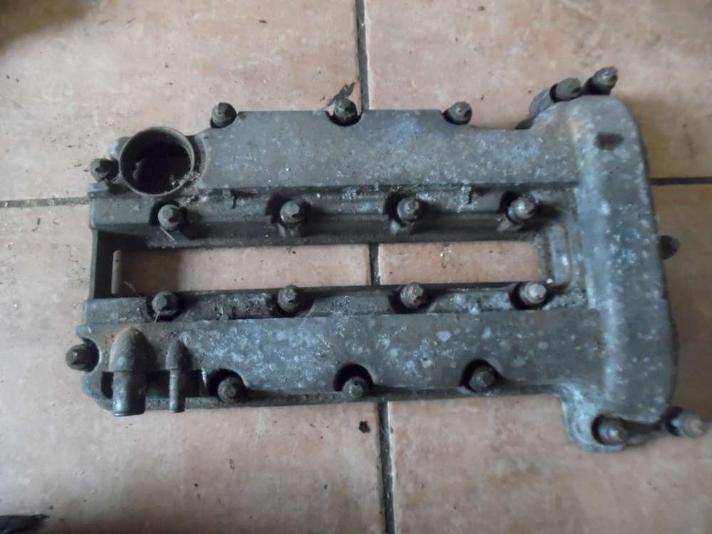 Opel Corsa B Ventildeckel Zylinderkopfdeckel 