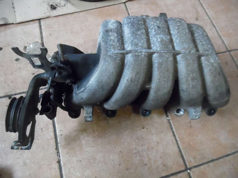 Volvo 850 2,5L Ansaugkrmmer 3531182